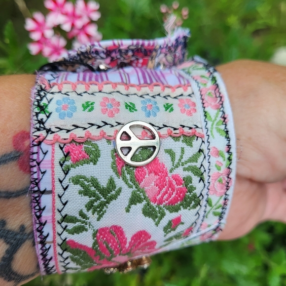 Boho Cuff Bracelet - Picture 5 of 6
